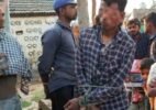 ଘରେ ପଶି ମୋବାଇଲ୍ ଚୋରି ମହଙ୍ଗା ପଡ଼ିଲା, ଯୁବକଙ୍କୁ ଖୁଣ୍ଟରେ ବାନ୍ଧି ପିଟିଲେ