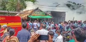 Read more about the article ୱେଲଡିଂ ନିଆଁରୁ ଜଳିଗଲା ଜଳଖିଆ ଦୋକାନ