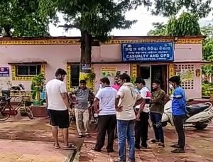 Read more about the article ବିଦ୍ୟୁତ୍ ଆଘାତରେ ଭାଇ ମୃତ, ଭଉଣୀ ଗୁରୁତର