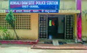 Read more about the article ଯୁବକଙ୍କୁ ପିଟି ସୁନା ଚେନ୍ ନେଇଗଲେ