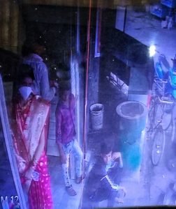 Read more about the article ନକଲି ଗହଣା ନେଇ ଚୋର ଚମ୍ପଟ