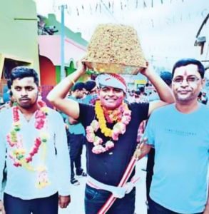 Read more about the article ୫୦ ହଜାର ଟଙ୍କାରେ ମା’ଙ୍କ ଆଜ୍ଞାଲଡୁ ନିଲାମ