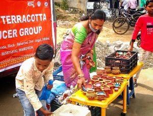 Read more about the article ଦୀପାବଳିରେ ଟେରାକୋଟା ସାମଗ୍ରୀର ଆଦର ବଢିଛି