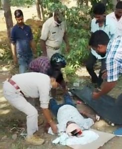 Read more about the article ସଡକ ଦୁର୍ଘଟଣାରେ ବରିଷ୍ଠ କିରାଣୀ ମୃତ