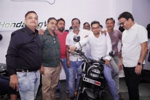 Read more about the article ହୋଣ୍ଡା ବିଗ୍ ଉଇଙ୍ଗ ଶୋ ରୁମ ଉଦଘାଟିତ