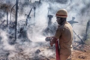 Read more about the article ଦୁଇ ବଖରା ଘର ପୋଡ଼ିଗଲା