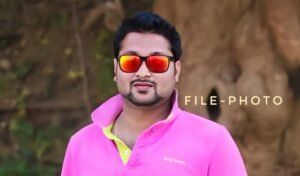 Read more about the article ସୁଇସାଇଡ୍ ନୋଟ୍ ଲେଖି ଆତ୍ମହତ୍ୟା କଲେ ଯୁବକ