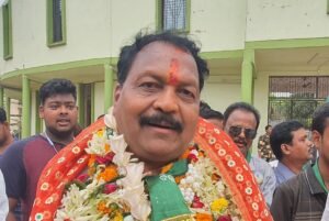 Read more about the article ଅନୁଗୁଳ ପୌର ନିର୍ବାଚନ: ବିଜେପି ହାତେଇଲା ସବୁଠୁ ଅଧିକ ସିଟ୍, ଅକ୍ଷୟ ସାମନ୍ତ ହେଲେ ନଗରପାଳ