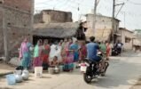 ପାନୀୟ ଜଳ ସମସ୍ୟା ନେଇ ତାତିଲେ ମହିଳା, ପମ୍ପ ହାଉସରେ ପକାଇଲେ ତାଲା
