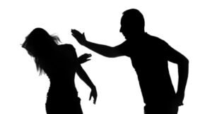 Read more about the article ଚୋରାପିରତିରୁ ପ୍ରେମିକା ଖାଇଲା ଚାପୁଡ଼ା ମାଡ଼