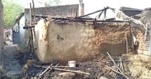 Read more about the article ସର୍ଟ ସର୍କିଟ ଯୋଗୁ ଭୟଙ୍କର ଅଗ୍ନିକାଣ୍ଡ, ଜଳିଗଲା ଲକ୍ଷାଧିକ ଟଙ୍କାର ସମ୍ପତ୍ତି