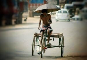 Read more about the article କଲବଲ କରୁଛି ଖରା: ଆହୁରି ୩ ଦିନ ଗ୍ରୀଷ୍ମପ୍ରବାହ