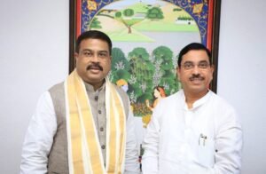Read more about the article କେନ୍ଦ୍ର କୋଇଲା ମନ୍ତ୍ରୀଙ୍କ ସହ କେନ୍ଦ୍ରମନ୍ତ୍ରୀ ଧର୍ମେନ୍ଦ୍ର ପ୍ରଧାନଙ୍କ ଆଲୋଚନା, ବଢ଼ିବ ଠିକା ଶ୍ରମିକଙ୍କ ମଜୁରୀ