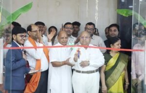 Read more about the article ମା’ ସପିଂ ମଲ୍ ଉଦଘାଟିତ, ସବୁ ଡ୍ରେସ ଉପରେ ୧୫% ରିହାତି