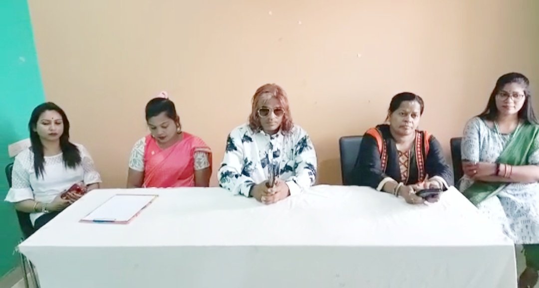 You are currently viewing ରଜ ରୂପସୀର ଶୁଭ ମହୁରତ: ଭାଗ ନେଇପାରିବେ ୬ରୁ ୨୮ ବର୍ଷର ଯୁବତୀ, ମିଳିବ ଫିଲ୍ମରେ କାମ କରିବା ସୁଯୋଗ