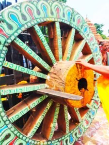 Read more about the article ତାଳଚେର ଶକ୍ତି ଶ୍ରୀକ୍ଷେତ୍ରରେ ପହଞ୍ଚିଲା ବଳଭଦ୍ରଙ୍କର ରଥ ତାଳଧ୍ଵଜର ଚକ