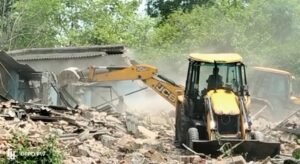 Read more about the article ମାଟିରେ ମିଶିଲା ୧୬ କୋଠା