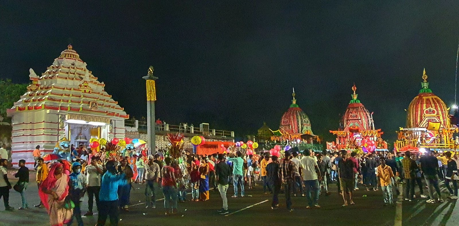 You are currently viewing ଶୈଳ ଶ୍ରୀକ୍ଷେତ୍ର ବାହୁଡା ଯାତ୍ରା : ବର୍ଷାରେ ଭିଜିଲେ ଭକ୍ତ