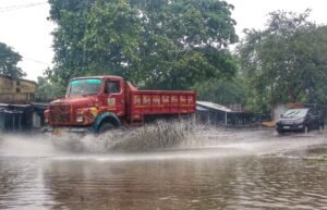 Read more about the article ଘନଉଛି ଲଘୁଚାପ : ଆସନ୍ତା ୩ ଦିନ ରାଜ୍ୟର ବିଭିନ୍ନ ସ୍ଥାନରେ ପ୍ରବଳରୁ ଅତି ପ୍ରବଳ ବର୍ଷା, ଜାରି ହେଲା ଅରେଞ୍ଜ ୱାର୍ଣ୍ଣିଂ