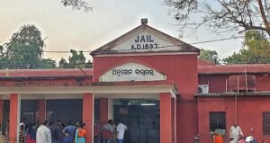 Read more about the article ଅନୁଗୁଳ ଜେଲରେ କରୋନା ଟିକାକରଣ, ୩୫୦ ଜଣ ନେଲେ ଭ୍ୟାକ୍ସିନ୍