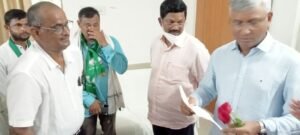 Read more about the article ଅନୁଗୁଳ ବ୍ଲକର ୯ଟି ପଞ୍ଚାୟତ ପଶ୍ଚିମ ଓଡିଶା ବିକାଶ ପରିଷଦରେ ସାମିଲ୍ ପାଇଁ ନିବେଦନ
