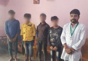 Read more about the article ୪ ଶିଶୁ ଶ୍ରମିକଙ୍କୁ ଉଦ୍ଧାର କରି ବାଳାଶ୍ରମକୁ ପଠାଇଲା ଚାଇଲ୍ଡ ଲାଇନ୍