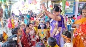 Read more about the article ଲିଟିଲ ହାର୍ଟସରେ ନନ୍ଦ ଉତ୍ସବ ଆୟୋଜିତ