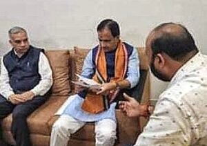 Read more about the article ତାଳଚେର ଗସ୍ତରେ ଥିବା କେନ୍ଦ୍ରମନ୍ତ୍ରୀଙ୍କୁ ଭେଟି ୯ ଦଫା ଦାବି ଜଣାଇଲେ ବିଧାୟକ