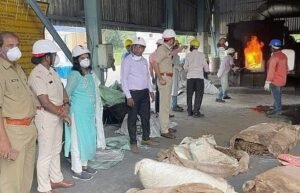 Read more about the article ନାଲକୋ ପଟ୍ ଲାଇନ୍‌ରେ ପୋଡ଼ାଗଲା ୬ କ୍ବିଣ୍ଟାଲ ଗଞ୍ଜେଇ