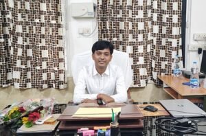 Read more about the article ଆଠମଲ୍ଲିକ ତହସିଲଦାର ଭାବେ ଦାୟିତ୍ୱ ନେଲେ ଯଶୋବନ୍ତ ଦେହୁରୀ