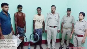 Read more about the article ଦୁଇ ଶିକାରୀ ଗିରଫ,ବିଦ୍ୟୁତ୍ ତାର ଜବତ