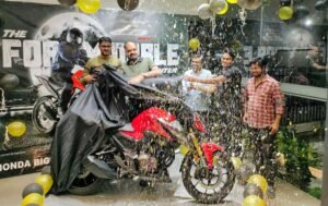 Read more about the article ଅନୁଗୁଳରେ ବଜାର ପ୍ରବେଶ କଲା ହୋଣ୍ଡା ୩୦୦F, କମ୍ ଦାମରେ କିଣିପାରିବେ ଗ୍ରାହକ