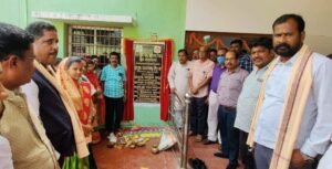 Read more about the article ବନ୍ତଳା ଗୋଷ୍ଠୀ ସ୍ୱାସ୍ଥ୍ୟ କେନ୍ଦ୍ରରେ ଅନ୍ତଃବିଭାଗ ଓ ବହିର୍ବିଭାଗର ଉଦଘାଟନ କଲେ ଉପବାଚସ୍ପତି