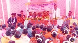 Read more about the article ସଂସ୍କୃତି ଓ କଳା ପରିଷଦର ଆଲୋଚନା ଚକ୍ର: ଓଡ଼ିଶାର କଳା ସଂସ୍କୃତିକୁ ବାହାରେ ଆଦୃତ କରିବା ଉପରେ ଗୁରୁତ୍ୱାରୋପ