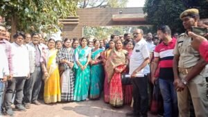 Read more about the article ତାଳଚେରକୁ ଜିଲ୍ଲା ମାନ୍ୟତା ଦାବି, ଜିଲ୍ଲାପାଳଙ୍କ ଜରିଆରେ ମୁଖ୍ୟମନ୍ତ୍ରୀଙ୍କୁ ଦାବିପତ୍ର ଦେଲା ତାଳଚେର ସୁରକ୍ଷା ମଞ୍ଚ