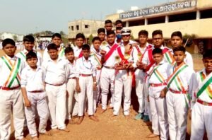 Read more about the article ଜିଲ୍ଲାସ୍ତରୀୟ ଘୋଷ ସଞ୍ଚାଳନ କାର୍ଯ୍ୟକ୍ରମ, ପ୍ରତିଯୋଗିତାରେ ପ୍ରଥମ ହେଲା ତାଳଚେର ସରସ୍ୱତୀ ଶିଶୁ ମନ୍ଦିର