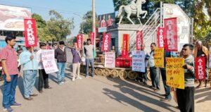 Read more about the article ଅଲ୍ ଇଣ୍ଡିଆ କିଷାନ କ୍ଷେତ ମଜଦୂର ସଂଗଠନ ପକ୍ଷରୁ ସହିଦ କୃଷକଙ୍କୁ ଶ୍ରଦ୍ଧାଞ୍ଜଳି ଜ୍ଞାପନ