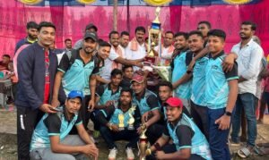 Read more about the article ମା’ ଦକ୍ଷିଣକାଳୀ କ୍ରିକେଟ କ୍ଲବର ଫାଇନାଲ୍ ମ୍ୟାଚ୍, ଛେଳିଆପଡା ଚାମ୍ପିୟନ