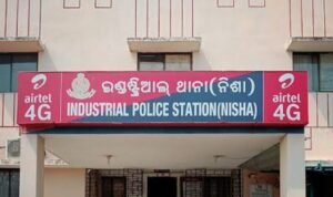 Read more about the article ଜିନ୍ଦଲ ପ୍ଲାଣ୍ଟରୁ ଚୋରି ଉଦ୍ୟମ ବେଳେ ମାଡ଼ି ବସିଲେ ସୁରକ୍ଷାକର୍ମୀ, ୨୦୦ କେଜିରୁ ଊର୍ଦ୍ଧ୍ୱ ଲୁହା ରଡ଼ ଜବତ