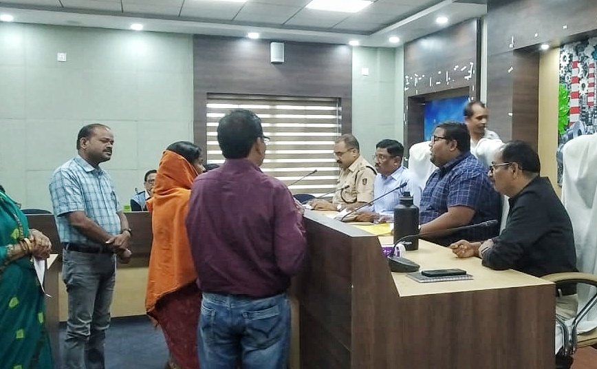 You are currently viewing ଜିଲ୍ଲା ସ୍ତରୀୟ ମିଳିତ ଜନ ଶୁଣାଣି ଶିବିର