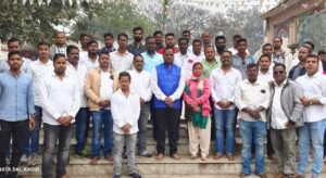 Read more about the article ବସୁଧାର ଉପଦେଷ୍ଟା ଭାବେ ଦାୟିତ୍ୱ ନେବା ପରେ ସ୍ବାଧୀନତା ସଂଗ୍ରାମୀ ଓ ମହାପୁରୁଷଙ୍କୁ ଶ୍ରଦ୍ଧାଞ୍ଜଳି ଦେଲେ ଜିଲ୍ଲା ଯୁବ ସଭାପତି ଦିନେଶ ପ୍ରଧାନ