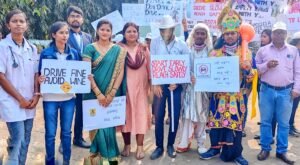 Read more about the article ସଡ଼କ ସୁରକ୍ଷା ସପ୍ତାହ ପାଳିଲେ ରିମିଟ୍ କଲେଜ ଛାତ୍ରଛାତ୍ରୀ