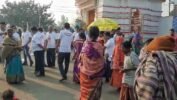 ସାରଥୀ ପରିବାରର ଜନସେବା: ଦୁଃଖୀ, ଅସହାୟଙ୍କୁ ବାଣ୍ଟିଲେ ଶାଢ଼ି ଓ କମ୍ବଳ