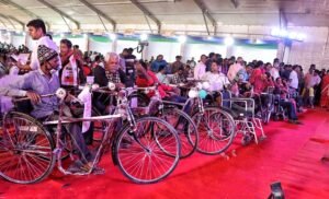 Read more about the article ଜିଲ୍ଲାସ୍ତରୀୟ ଭୀମଭୋଇ ସାମର୍ଥ୍ୟ ଅଭିଯାନ ବୃହତ ବଣ୍ଟନ ଶିବିର, ଭିନ୍ନକ୍ଷମଙ୍କୁ ବଣ୍ଟାଗଲା ଅତ୍ୟାବଶ୍ୟକୀୟ ସାମଗ୍ରୀ