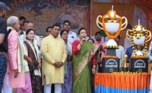 Read more about the article ନରହରିପୁର ରାଜ୍ୟସ୍ତରୀୟ ଫୁଟ୍‌ବଲ୍ ମ୍ୟାଚ୍ ଉଦ୍‌ଘାଟିତ, ମୁହାଁମୁହିଁ ହେଲେ ଜଟଣୀ ଓ ଝାରସୁଗୁଡ଼ା