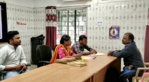 Read more about the article ସ୍ୱାସ୍ଥ୍ୟ କେନ୍ଦ୍ରରେ ଖାଦ୍ୟ ବ୍ୟବସାୟୀଙ୍କ ପଞ୍ଜିକରଣ ମେଳା, ଫୁଡ୍ ଲାଇସେନ୍ସ ଆବେଦନ ନେଇ ବୁଝାଇଲେ ଅଧିକାରୀ