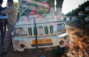 Read more about the article ପିକଅପ୍ ଭ୍ୟାନ ସହ ବାଇକ୍ ମୁହାଁମୁହିଁ ଧକ୍କା, ୨ ଆରୋହୀ ଗୁରୁତର