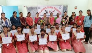 Read more about the article ଶିଳ୍ପାଞ୍ଚଳ ମହିଳା ମହାବିଦ୍ୟାଳୟରେ ଆତ୍ମରକ୍ଷା ତାଲିମ ଶିବିର