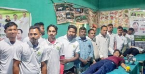 Read more about the article ସାଂସଦ ମହେଶ ସାହୁଙ୍କ ଜନ୍ମଦିନ ପାଇଁ ରକ୍ତଦାନ ଶିବିର, ୪୬ ୟୁନିଟ ରକ୍ତ ସଂଗୃହୀତ