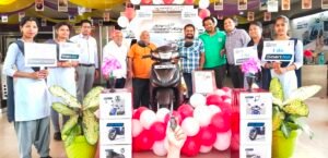 Read more about the article ଲକ୍ଷ୍ମୀ ହୋଣ୍ଡାରେ ହୋଣ୍ଡାର ବହୁ ପ୍ରତୀକ୍ଷିତ ସ୍କୁଟର ସ୍ମାର୍ଟ ଆକ୍ଟିଭାର ବଜାର ପ୍ରବେଶ, ଫାଇନାନ୍ସରେ ବି କିଣିପାରିବେ ଗ୍ରାହକ